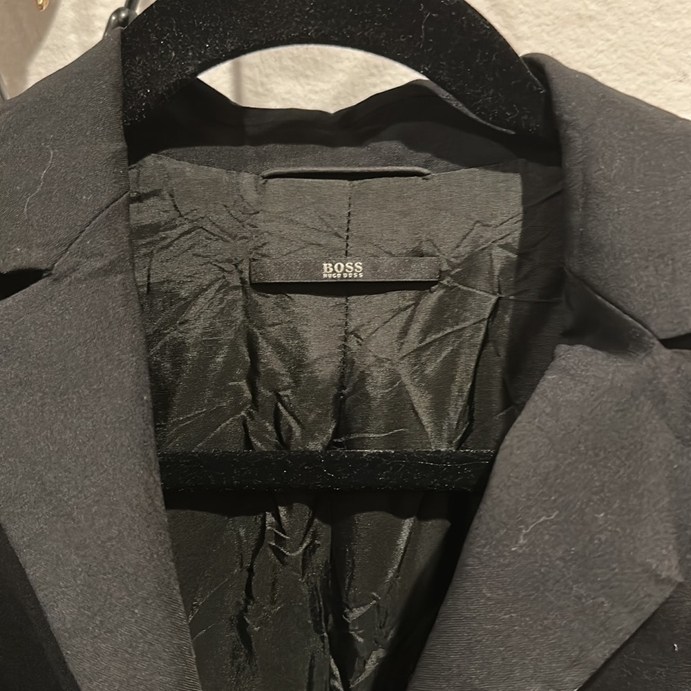 Boss suit jacket - Picture 2 of 4
